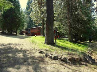 438 Dogwood Dr, Weed, CA 96094