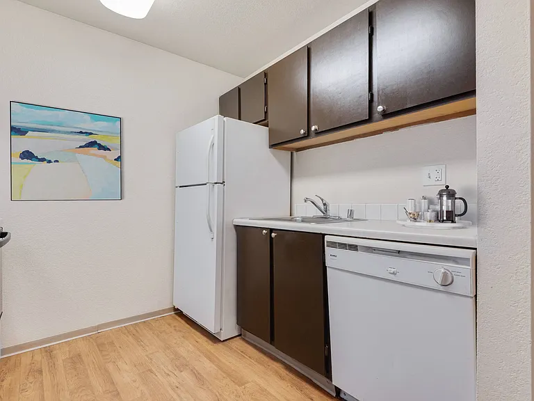 Eagles Landing Apartments — Photo 6