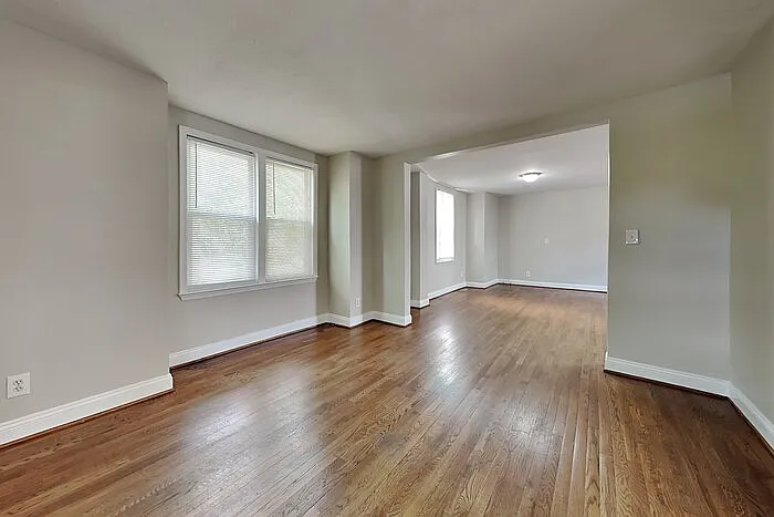 501 Fairview Ave — Photo 4