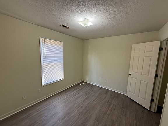 5th image of 614 E Parker St APT H