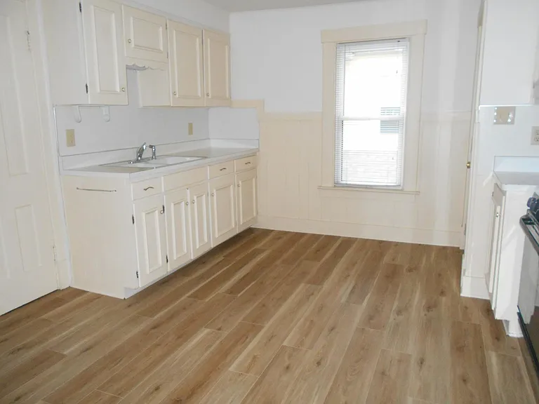2658 Myrtle St #2 — Photo 9