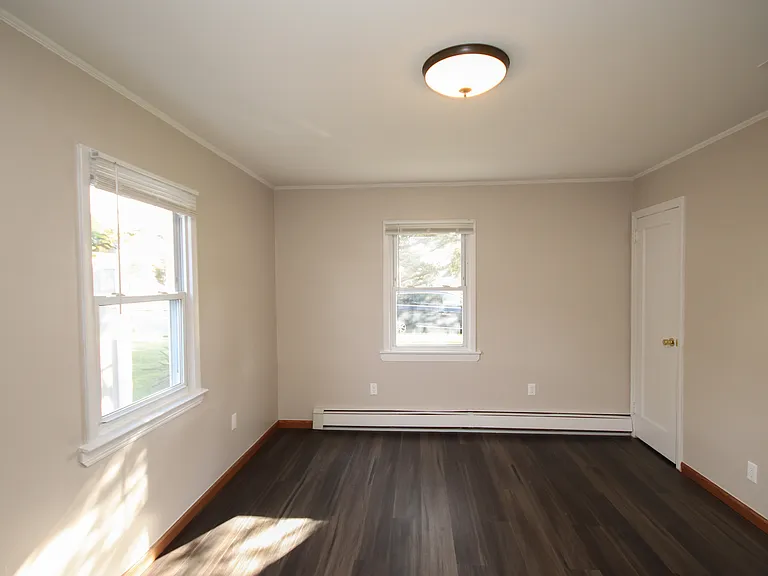 21 Silber Ave — Photo 19