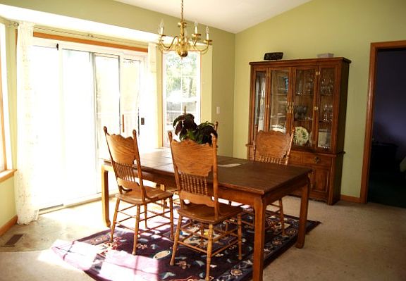 4th image of 4650 Southhampton Dr