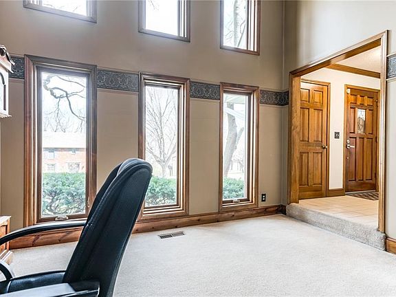 3rd image of 8336 Rosehill Rd