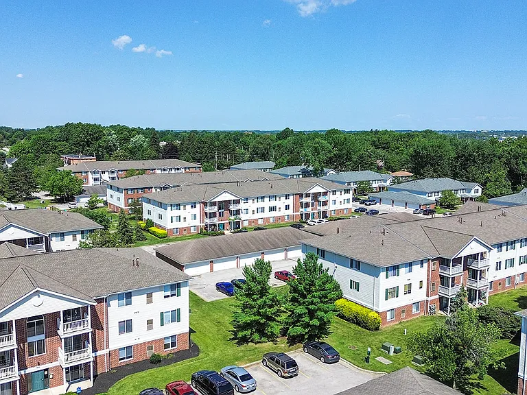 Big Creek Apartments — Photo 20