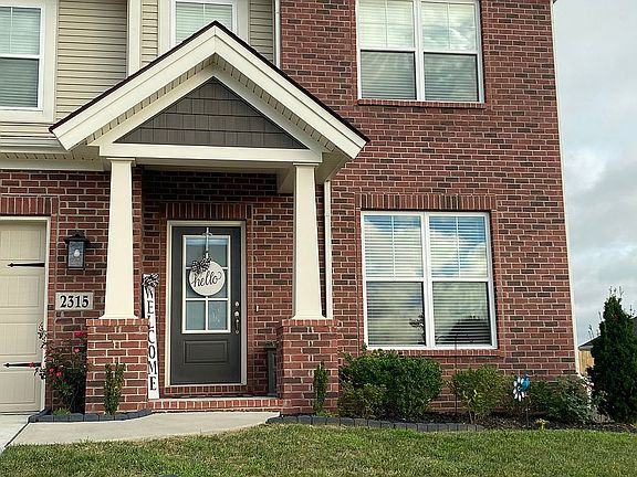 2nd image of 2315 Woodstone Ct