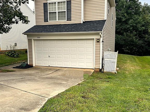 3rd image of 3880 Broadwater Ct