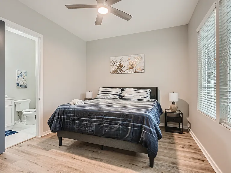 1089 Coleman St SW — Photo 11