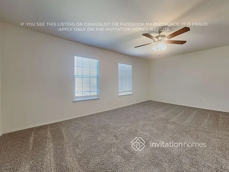 1321 Gayle St — Photo 8