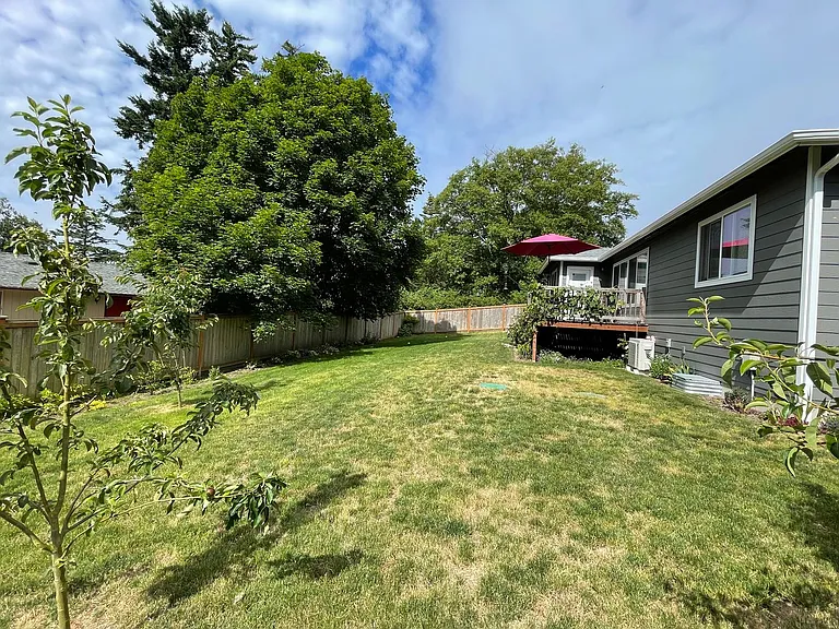 2525 El Mar St — Photo 21