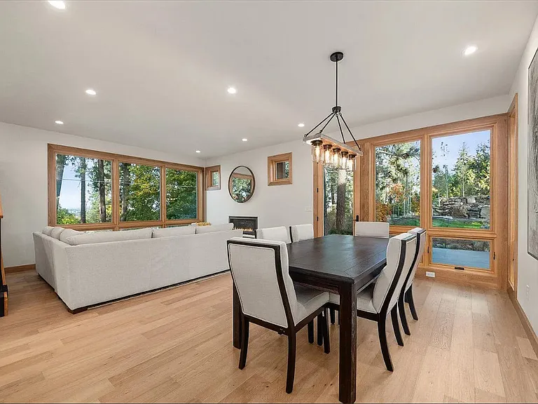 1417 S Ivory St — Photo 17