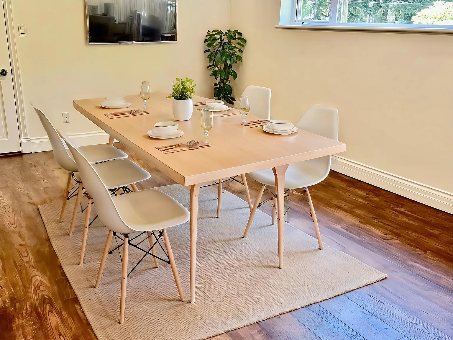 2 bed, 950 sqft, $2,385 — Photo 4
