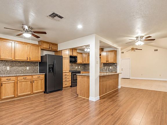 5th image of 9101 Homewood Ln