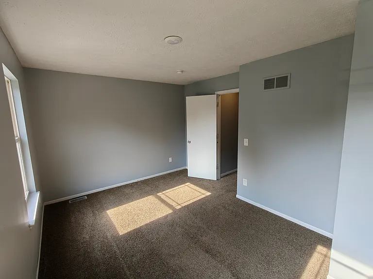 405 Homestead St — Photo 14