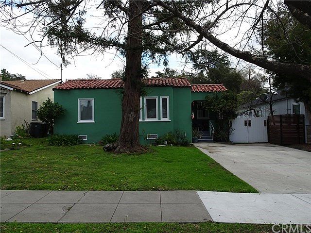 1st image of 2070 Glen Ave
