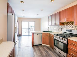15 E 35th St, Bayonne, NJ 07002