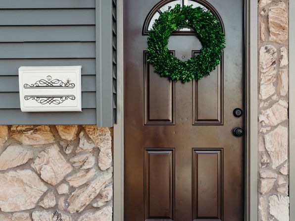 423 W Providence Ave