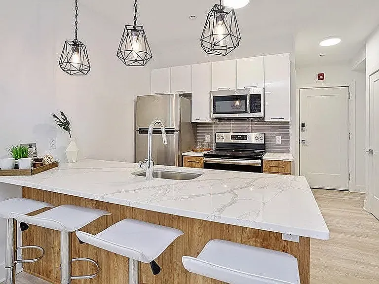5100 Hudson Ave #104 — Photo 1