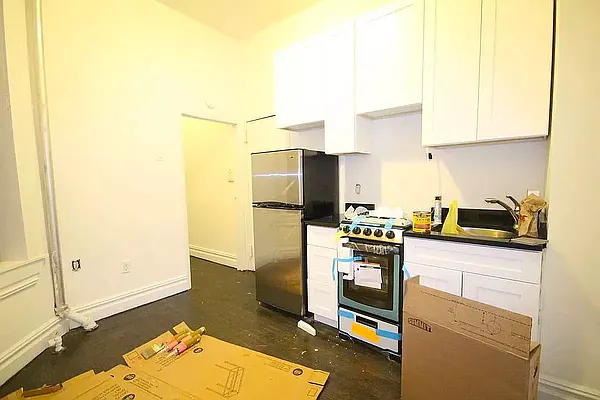 Rented by MOTION New York | media 8