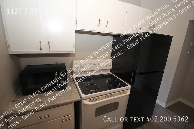 1123 F St #6 — Photo 9