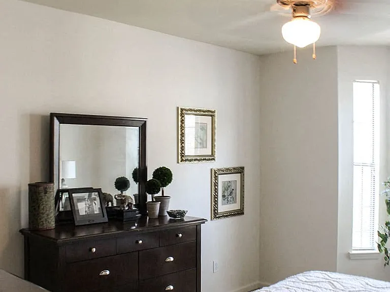 Camden Lake Apts — Photo 20