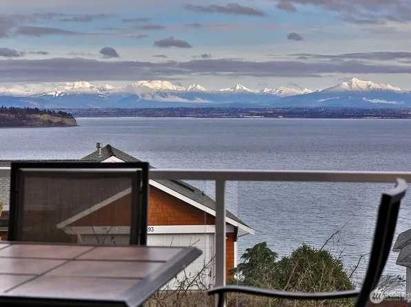 4694 Wrightsman Place, Clinton, WA 98236