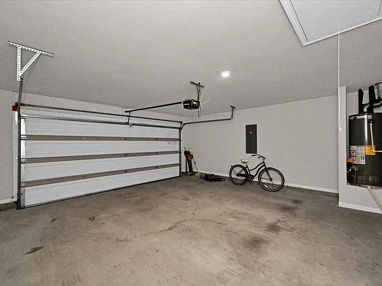 1108 Quail Hollow Rd — Photo 20