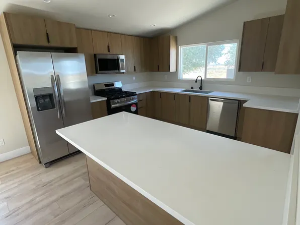 4500 W Rosamond Blvd Space 29A, Rosamond, CA 93560