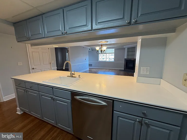 1276 N Wayne St #1205 — Photo 7