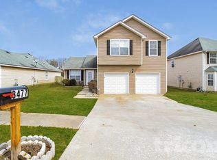 3477 McIntosh Ln, Snellville, GA 30039