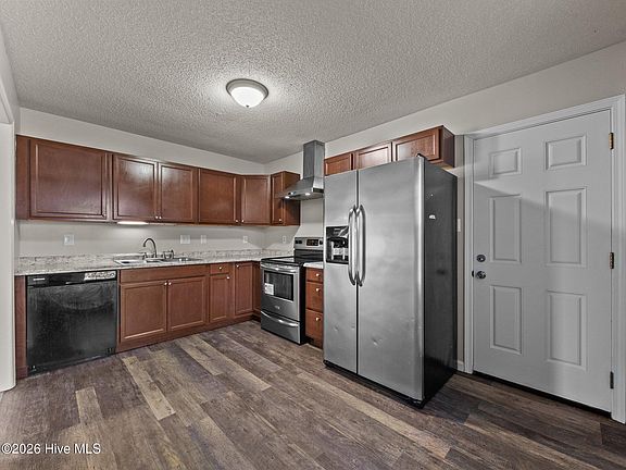 5th image of 3117 Belmont Ct