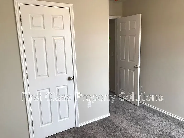 1716 W Antler Way — Photo 24