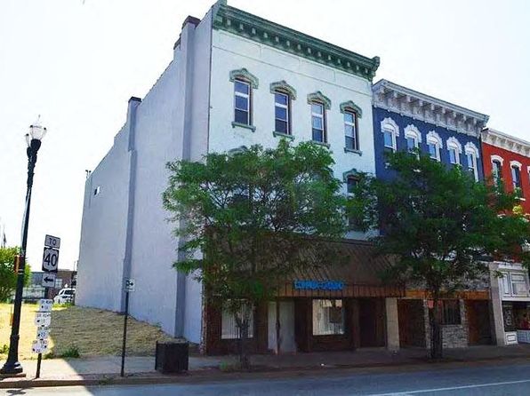 90 N Main St APT 4