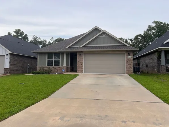 3858 Ranch Rd, Pace, FL 32571