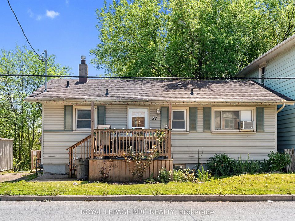 1st image of 27 Gale Cres