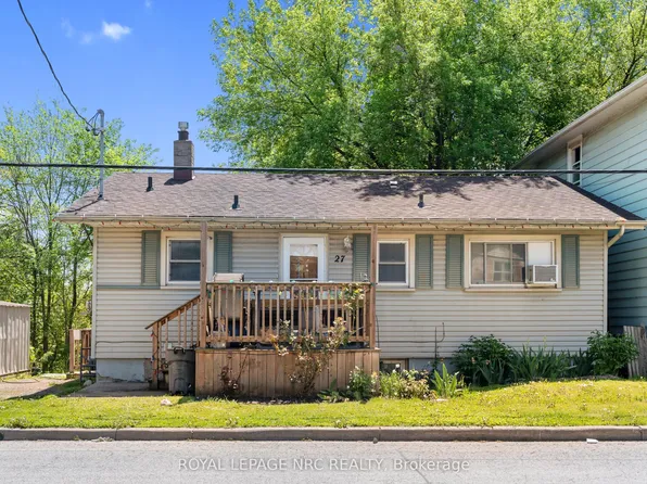 27 Gale Cres, Saint Catharines, ON L2R 3K8
