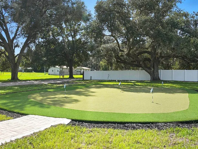 Dade City RV Resort — Photo 3