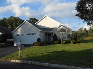 18 Ivy Hill Rd, Lakewood, NJ 08701