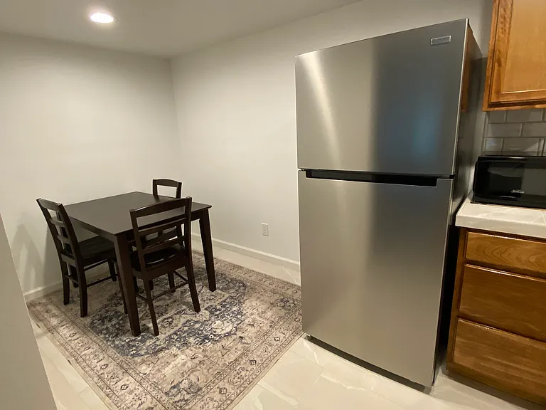126 Jade Dr — Photo 7