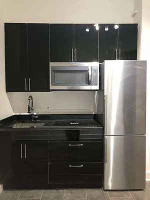 Rented by Sassouni Management | media 34