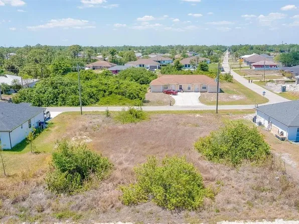 2405/2407 Ansel Ave S, Lehigh Acres, FL 33973