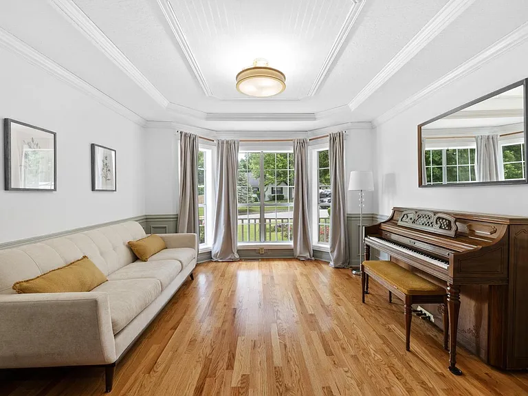 1704 Granada Dr — Photo 12