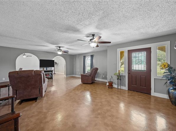 4506 Old Marlin Rd, Waco, TX 76705