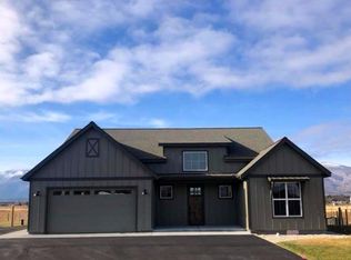 121 Farm Land Way, Corvallis, MT 59828