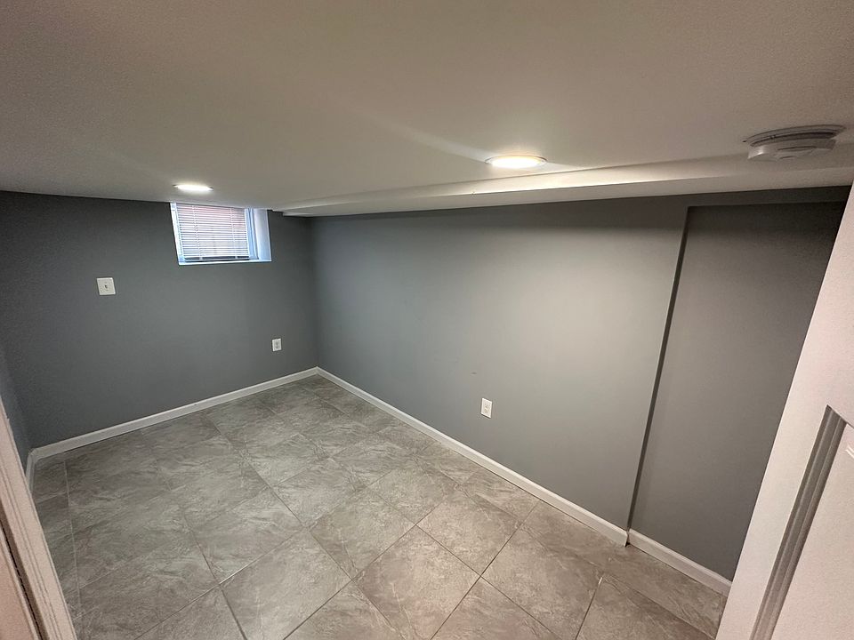 2nd image of 448 14th Ave