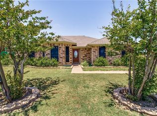 211 Ridgetop Ct, Blue Ridge, TX 75424