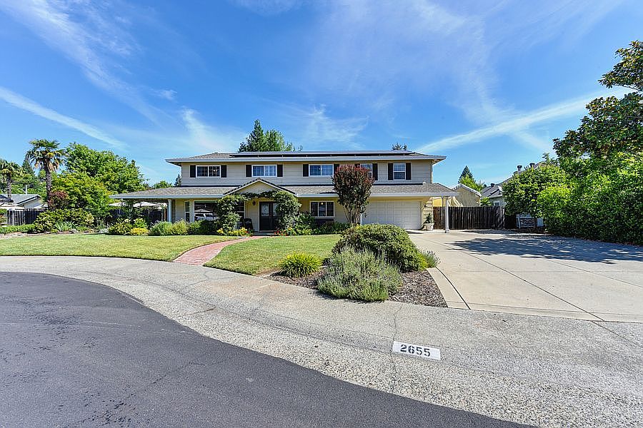 1st image of 2655 Glen Ct