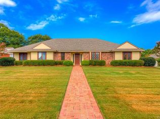 516 Paddock Ln, Montgomery, AL 36109