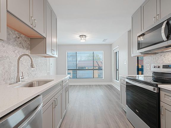4th image of 515 Florida Ave APT 204