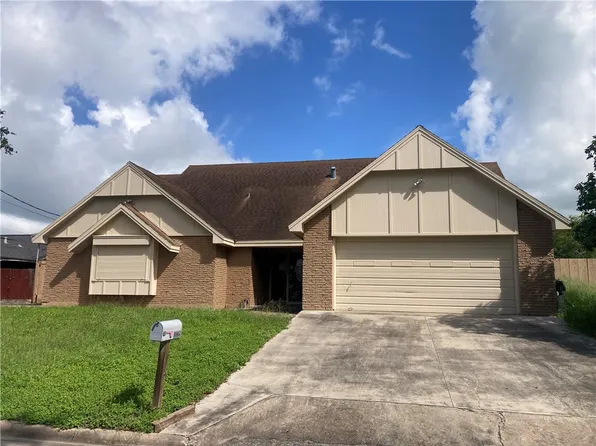 13729 River Forest Dr, Corpus Christi, TX 78410